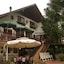 Alpenhaus Cabañas Y Restaurant