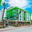 Green Life Hotel