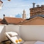 Le Premier Luxury Rooms