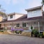 Chevilly Resort And Camp