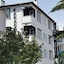 Karaca Suite