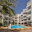 Parasol Luxury Hotel & Suites