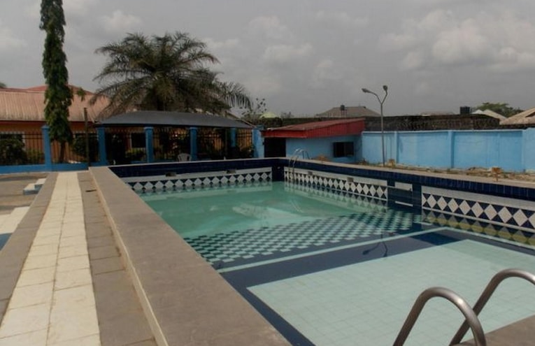 piscinas  - 1
